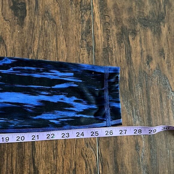 lululemon Blue And Black Deep Breath high rise Legging Size 6 GUc - Picture 7 of 7